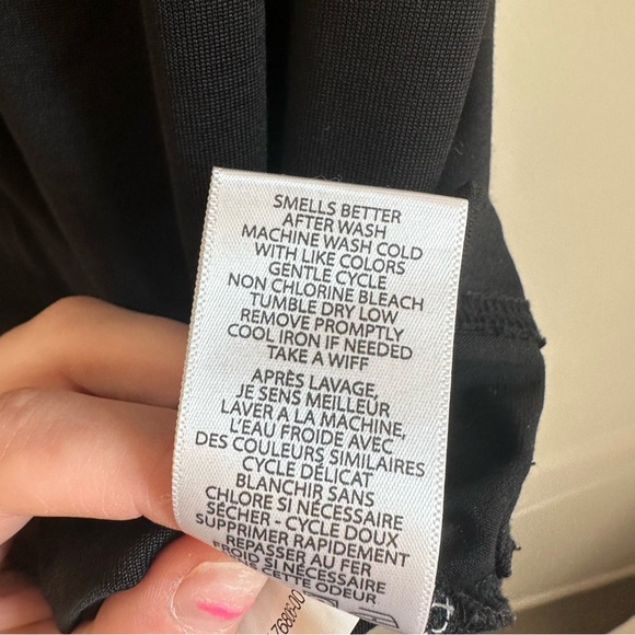 Travis Mathew Black & Striped Golf Polo Size Large - Picture 3 of 10